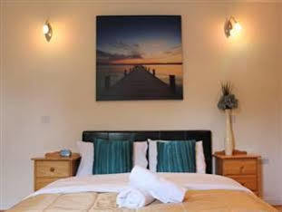 Remarc Guest House Takeley Exterior foto